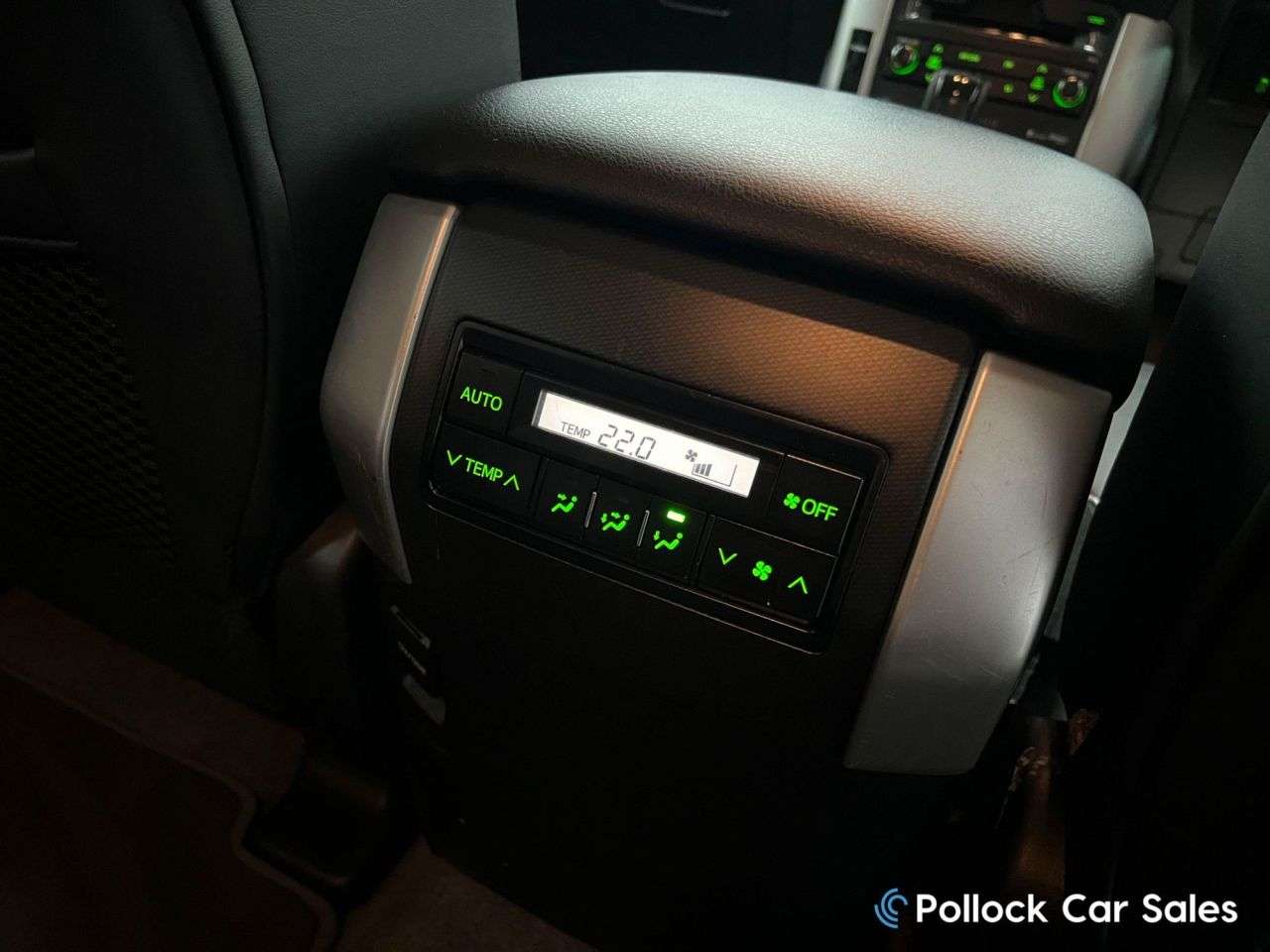 2010 TOYOTA LAND CRUISER 2010 TOYOTA LAND CRUISER