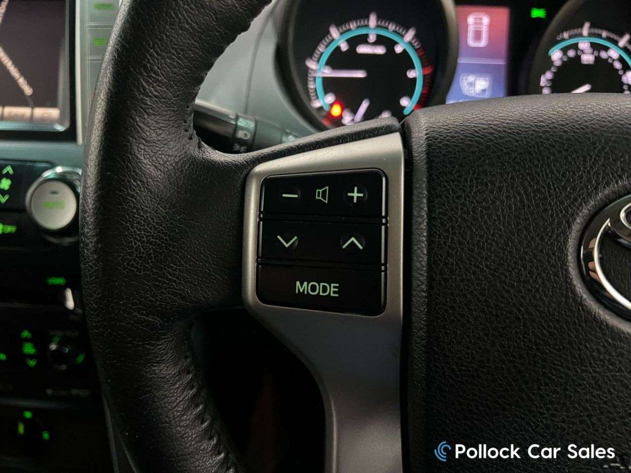 2010 TOYOTA LAND CRUISER 2010 TOYOTA LAND CRUISER