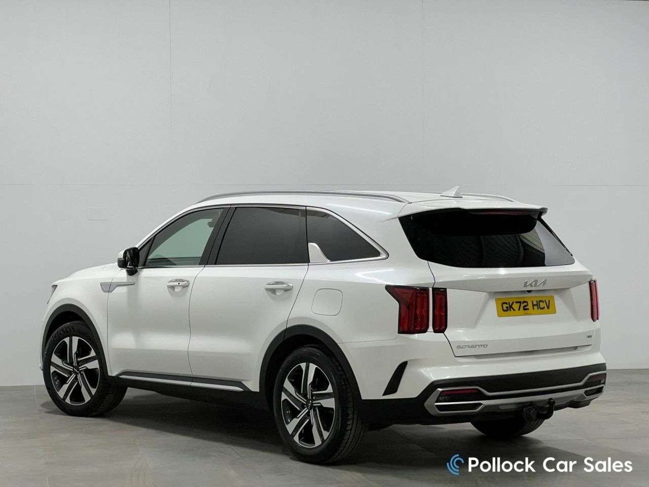 A 2022 KIA SORENTO 2.2 CRDi 3 SUV 5dr Diesel DCT AWD Euro 6 (s/s) (190 bhp) 7 Seat 4WD Diesel A 2022 KIA SORENTO 2.2 CRDi 3 SUV 5dr Diesel DCT AWD Euro 6 (s/s) (190 bhp) 7 Seat 4WD Diesel