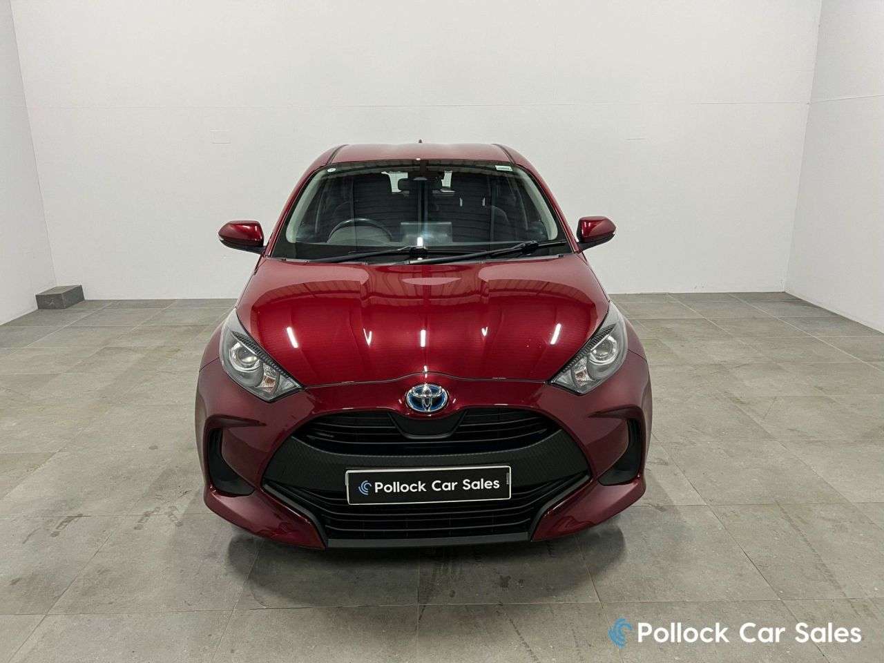 A 2021 TOYOTA YARIS 1.5 VVT-h Icon Hatchback 5dr Petrol Hybrid E-CVT Euro 6 (s/s) (116 ps) Full A 2021 TOYOTA YARIS 1.5 VVT-h Icon Hatchback 5dr Petrol Hybrid E-CVT Euro 6 (s/s) (116 ps) Full