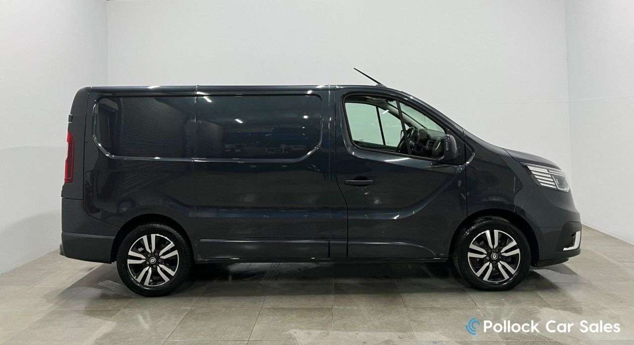A 2024 RENAULT TRAFIC 2.0 dCi Blue SL30 Extra Sport Panel Van 5dr Diesel Manual L1 H1 Euro 6 (s/s A 2024 RENAULT TRAFIC 2.0 dCi Blue SL30 Extra Sport Panel Van 5dr Diesel Manual L1 H1 Euro 6 (s/s