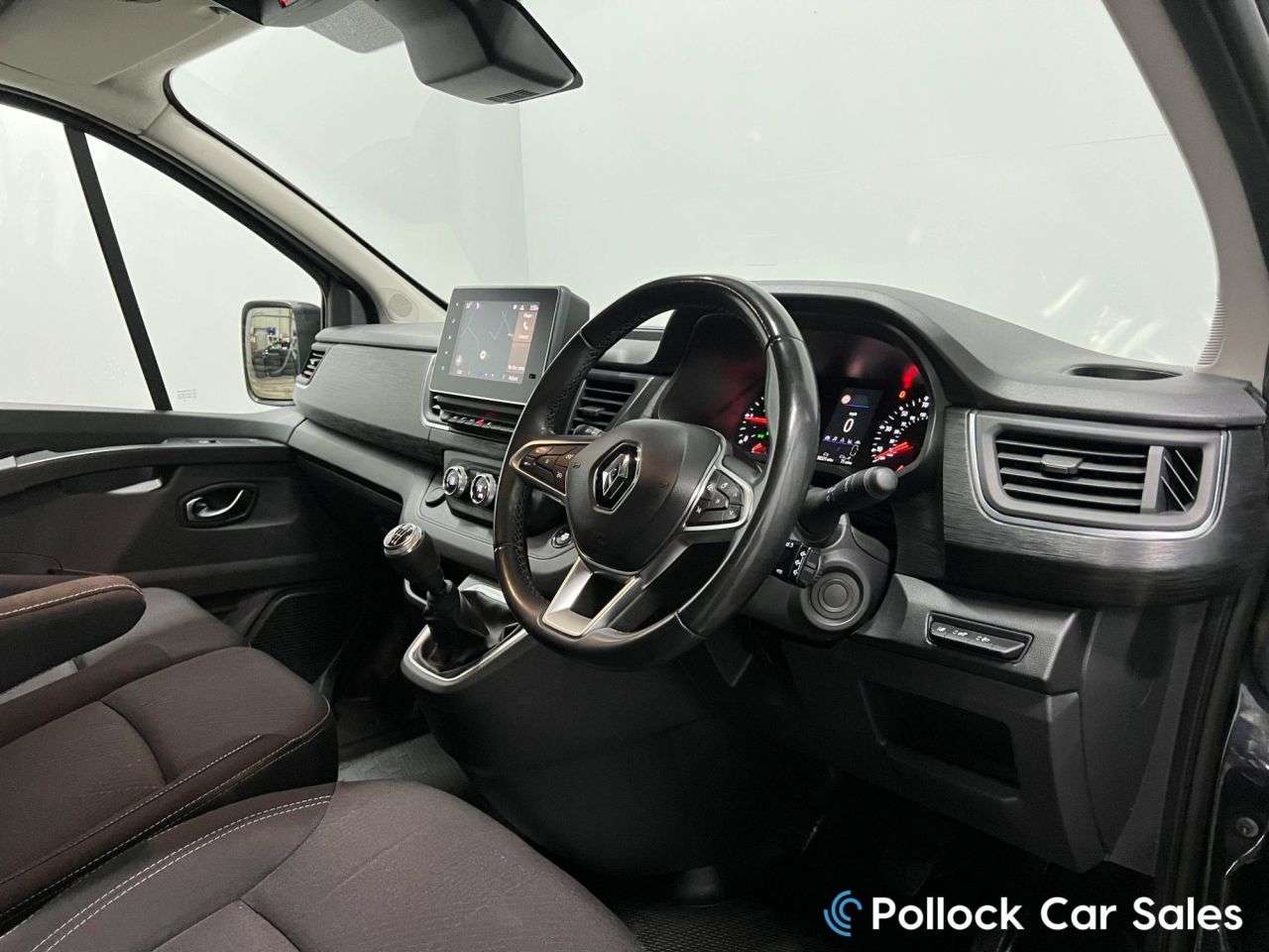 2024 RENAULT TRAFIC 2024 RENAULT TRAFIC