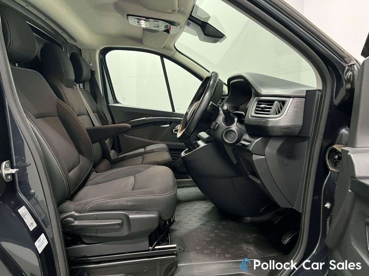 2024 RENAULT TRAFIC 2024 RENAULT TRAFIC