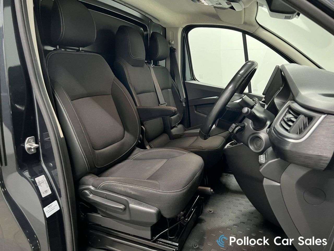 2024 RENAULT TRAFIC 2024 RENAULT TRAFIC