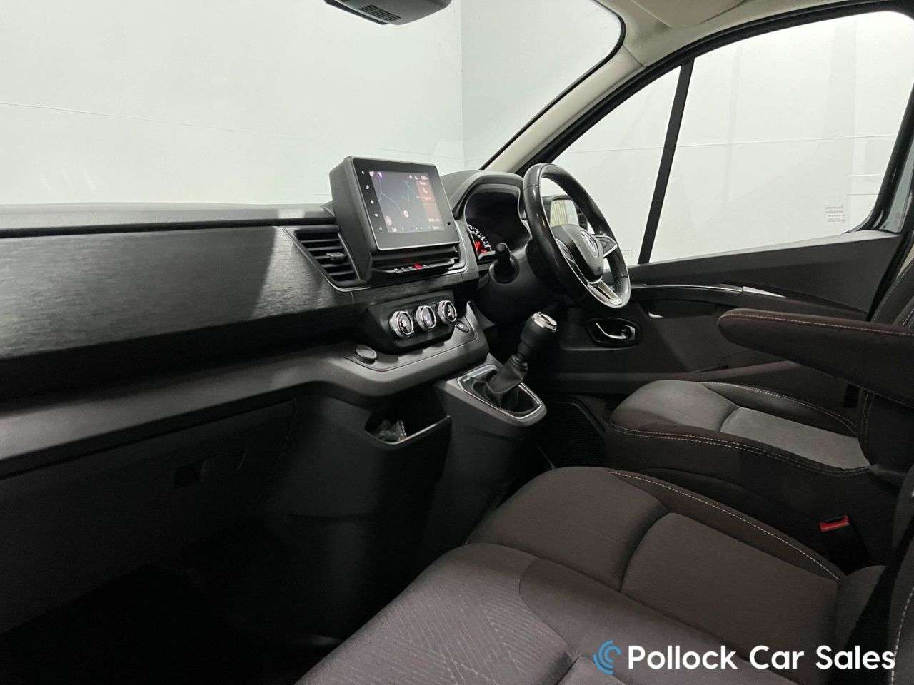 2024 RENAULT TRAFIC 2024 RENAULT TRAFIC