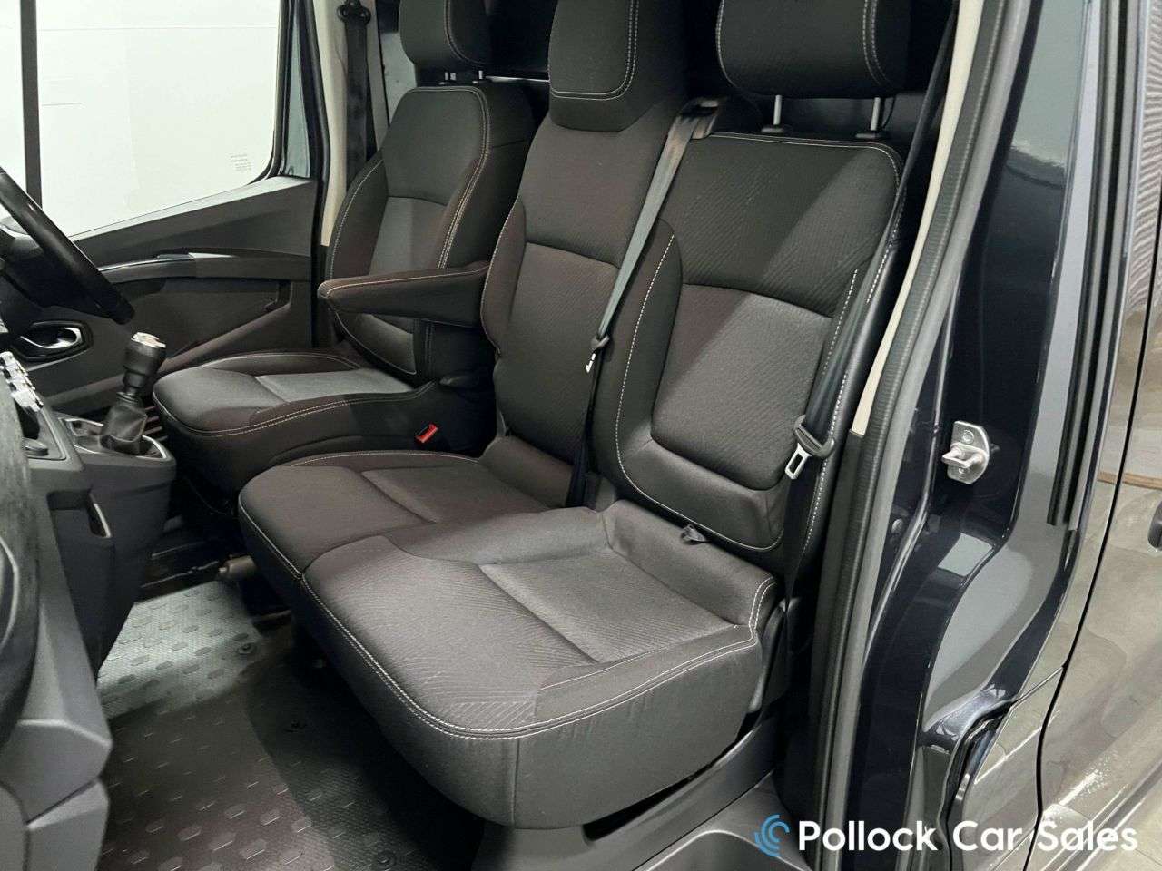 2024 RENAULT TRAFIC 2024 RENAULT TRAFIC