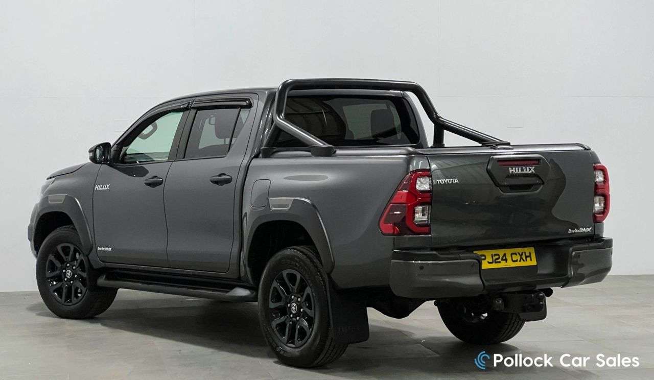 A 2024 TOYOTA HI-LUX 2.8 D-4D Invincible X Pickup Double Cab 4dr Diesel Auto 4WD Euro 6 (s/s) (2 A 2024 TOYOTA HI-LUX 2.8 D-4D Invincible X Pickup Double Cab 4dr Diesel Auto 4WD Euro 6 (s/s) (2