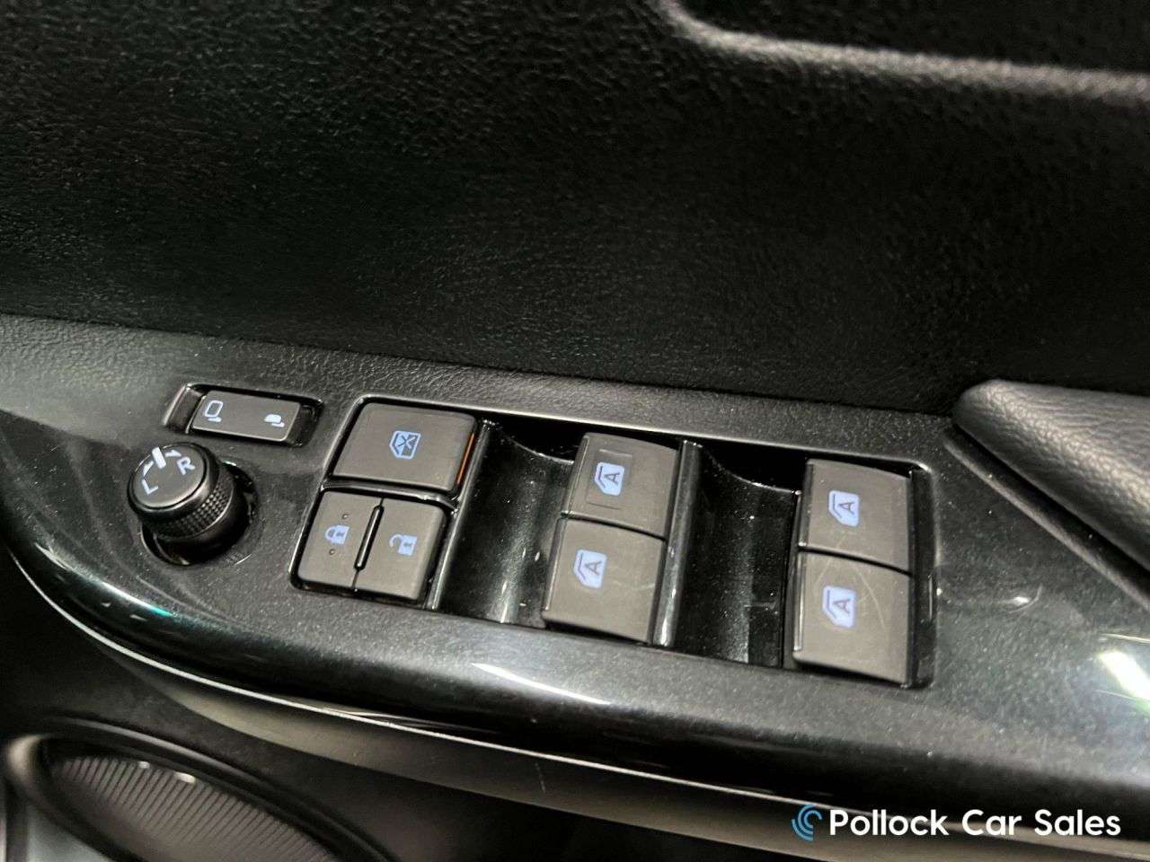 2024 TOYOTA HI-LUX 2024 TOYOTA HI-LUX