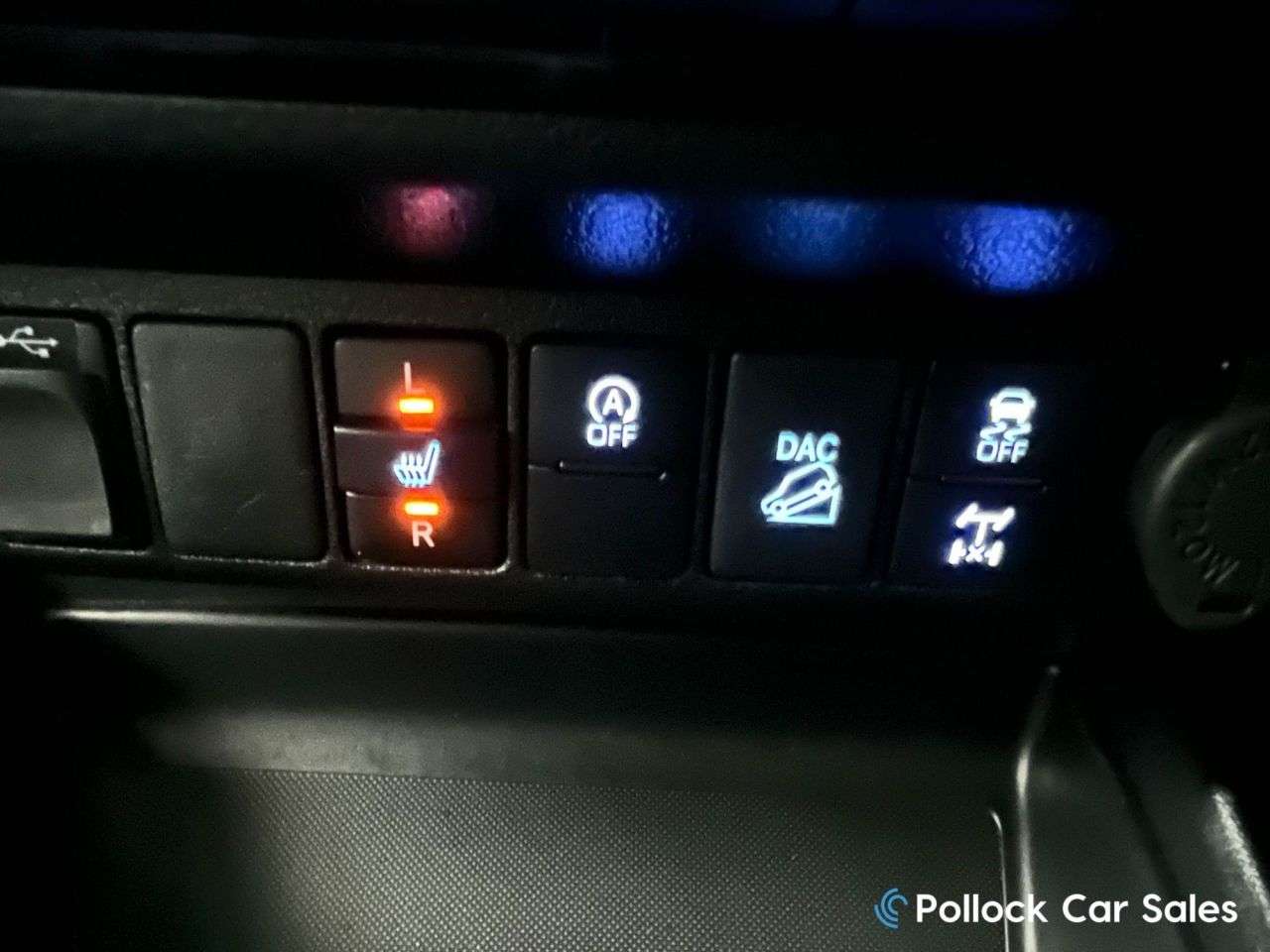2024 TOYOTA HI-LUX 2024 TOYOTA HI-LUX