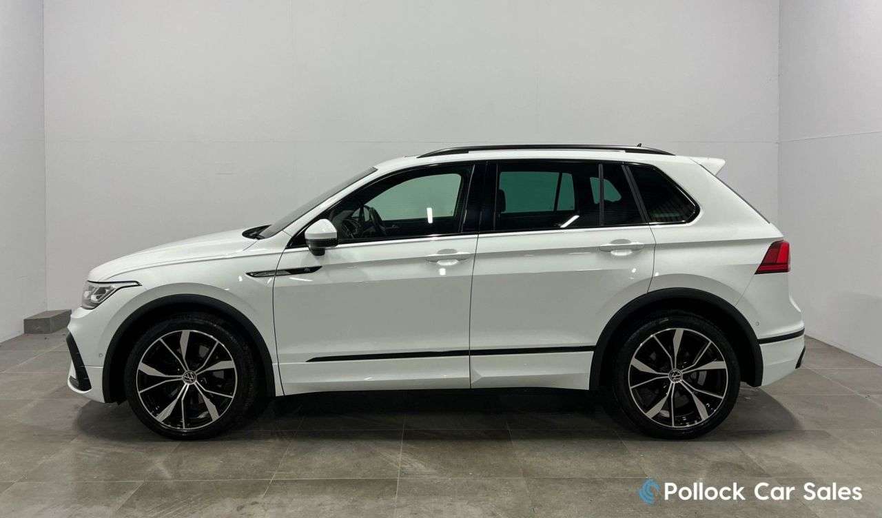 A 2023 VOLKSWAGEN TIGUAN 2.0 TSI R-Line SUV 5dr Petrol DSG 4Motion Euro 6 (s/s) (190 ps) 4Motion Pan A 2023 VOLKSWAGEN TIGUAN 2.0 TSI R-Line SUV 5dr Petrol DSG 4Motion Euro 6 (s/s) (190 ps) 4Motion Pan
