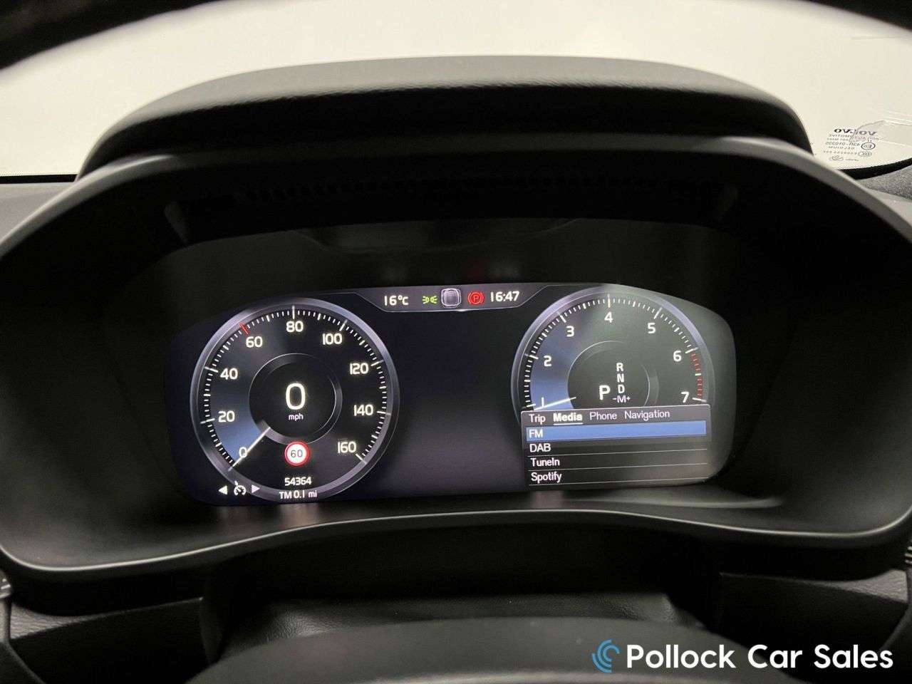 2020 VOLVO XC40 2020 VOLVO XC40