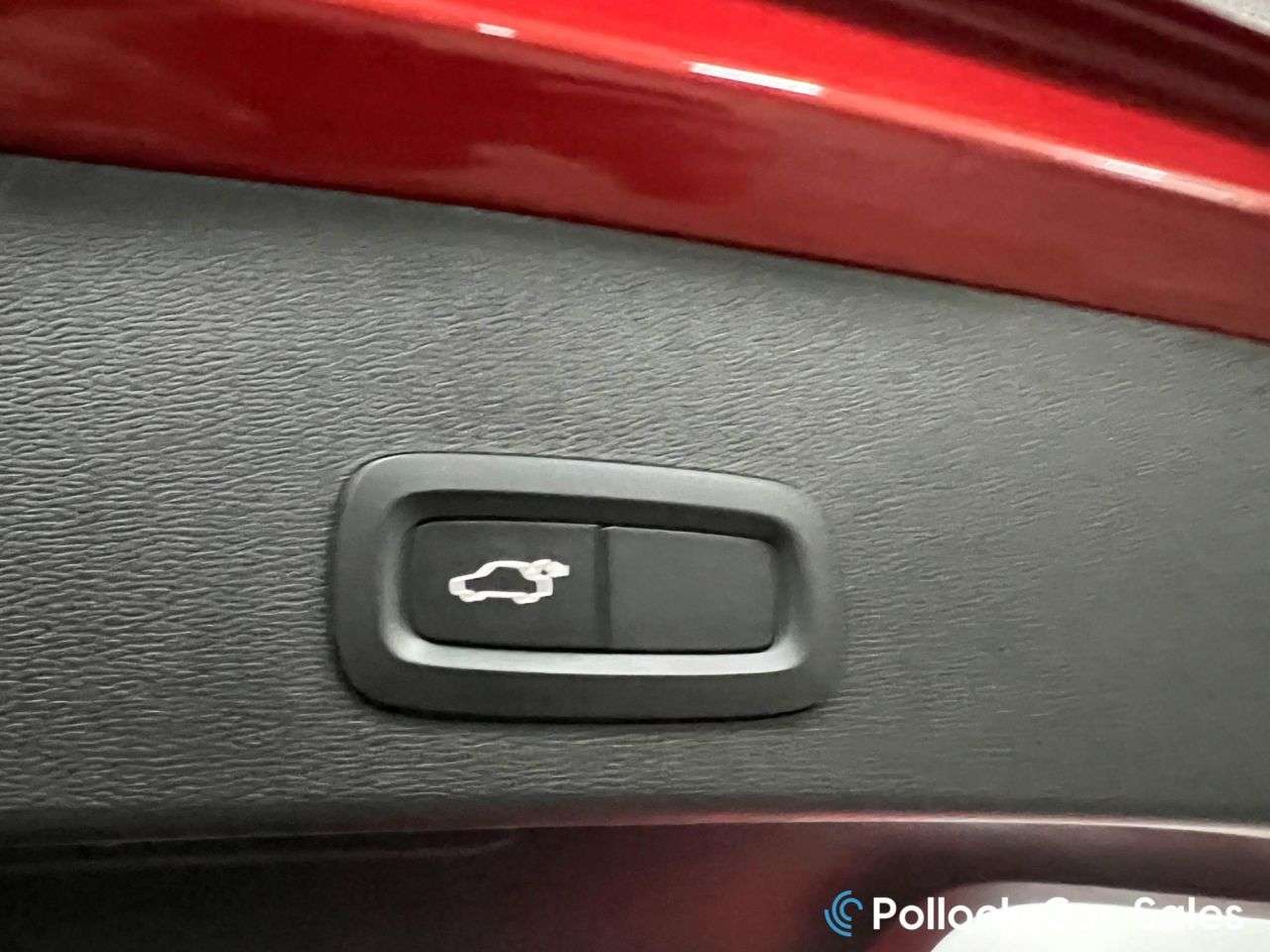 2020 VOLVO XC40 2020 VOLVO XC40