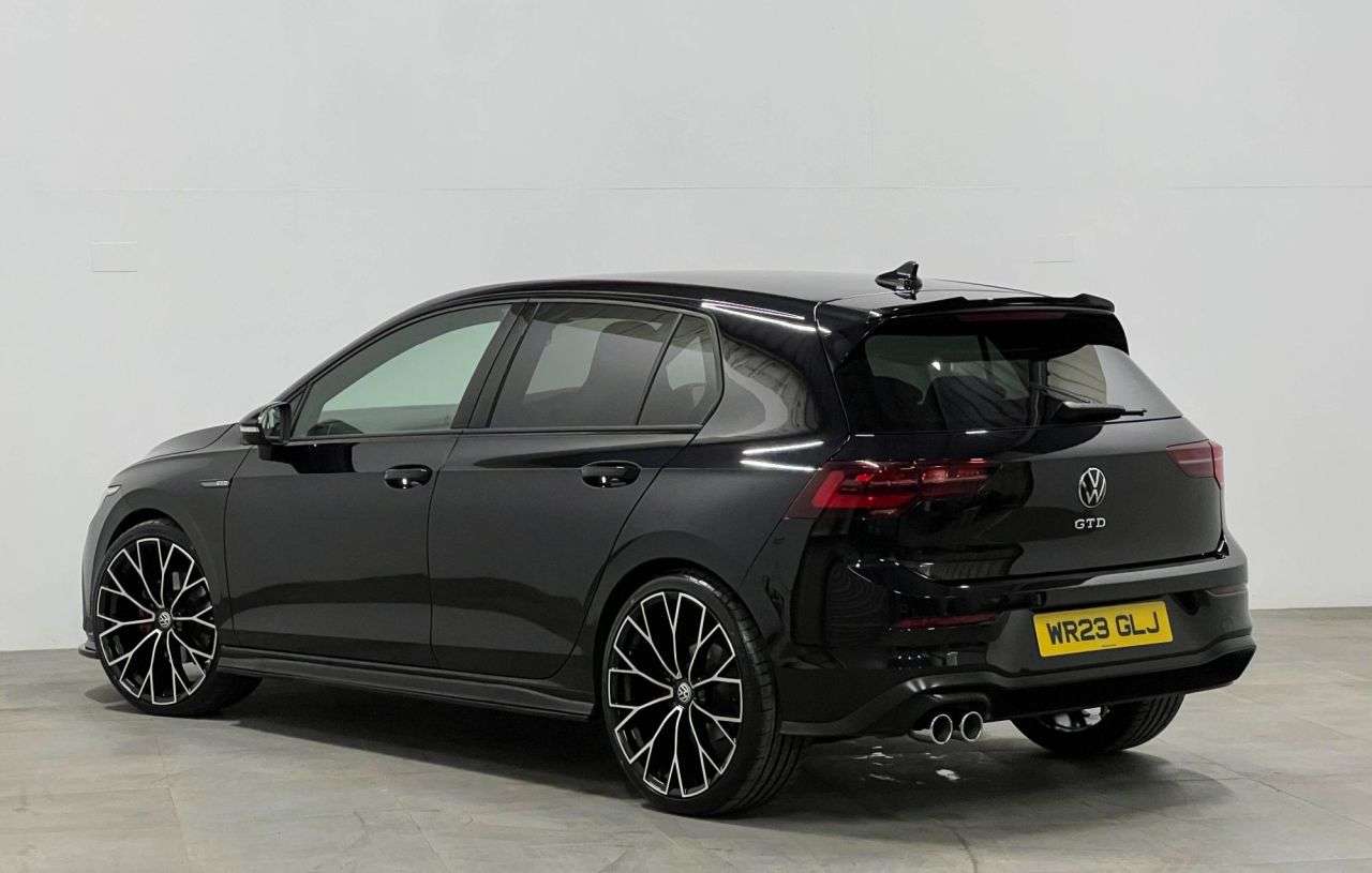 A 2023 VOLKSWAGEN GOLF 2.0 TDI GTD Hatchback 5dr Diesel DSG Euro 6 (s/s) (200 ps) A 2023 VOLKSWAGEN GOLF 2.0 TDI GTD Hatchback 5dr Diesel DSG Euro 6 (s/s) (200 ps)