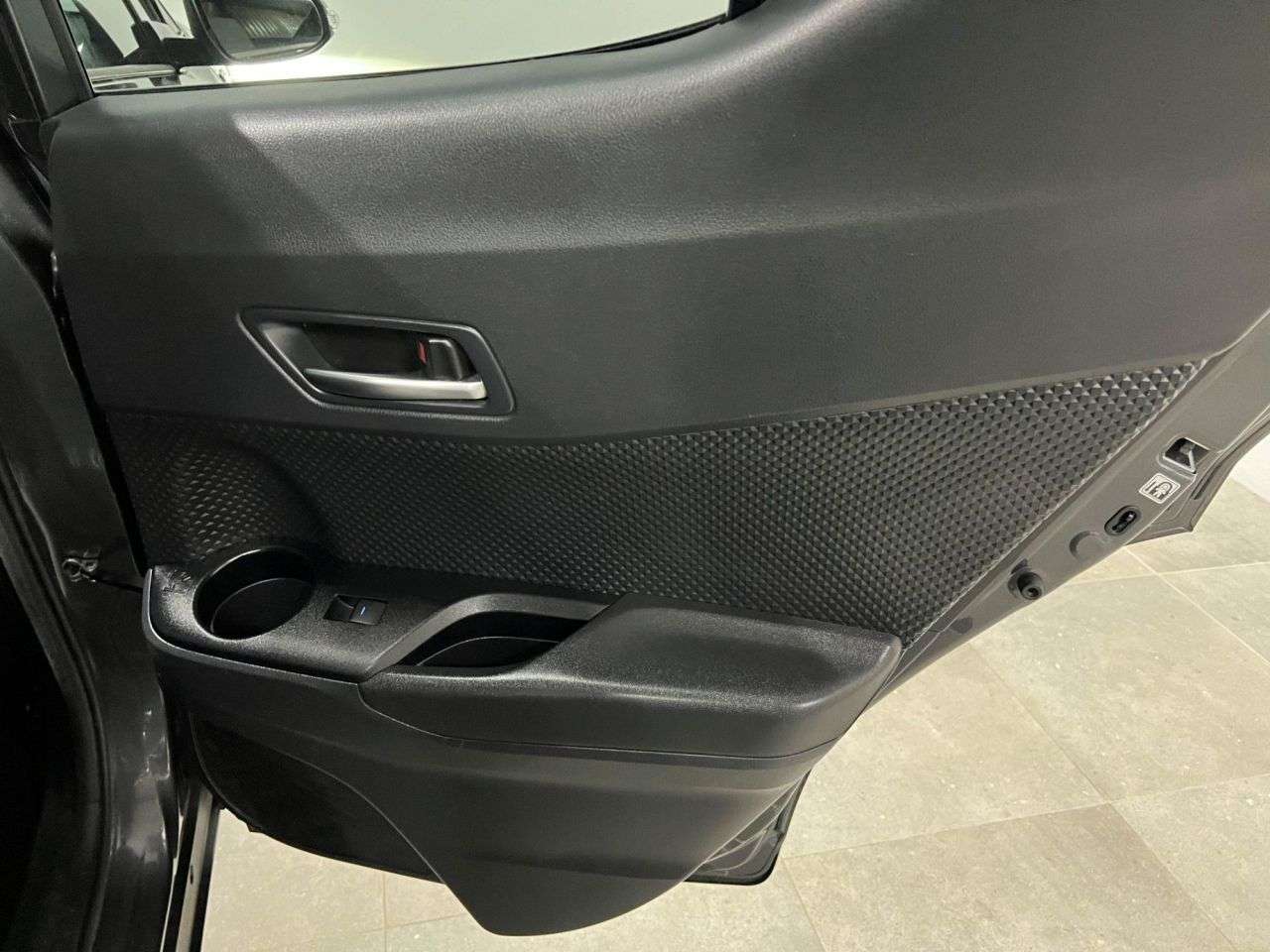 2020 TOYOTA C-HR 2020 TOYOTA C-HR
