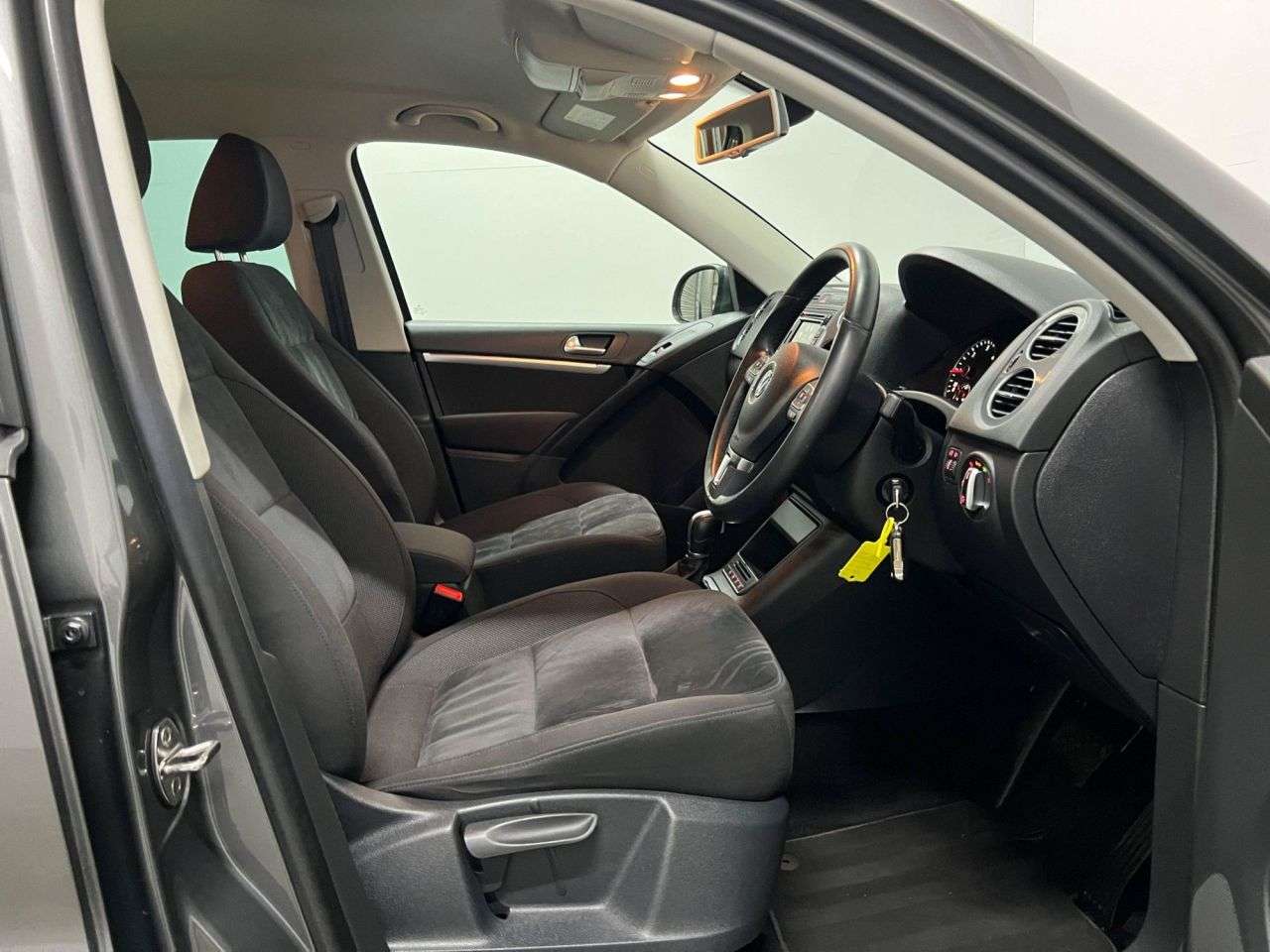 2015 VOLKSWAGEN TIGUAN 2015 VOLKSWAGEN TIGUAN