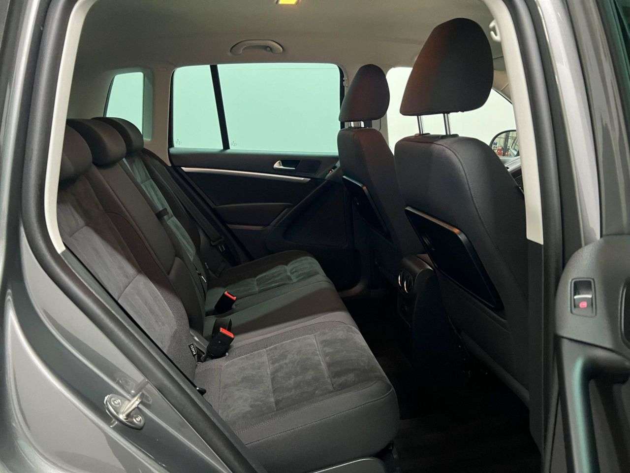 2015 VOLKSWAGEN TIGUAN 2015 VOLKSWAGEN TIGUAN