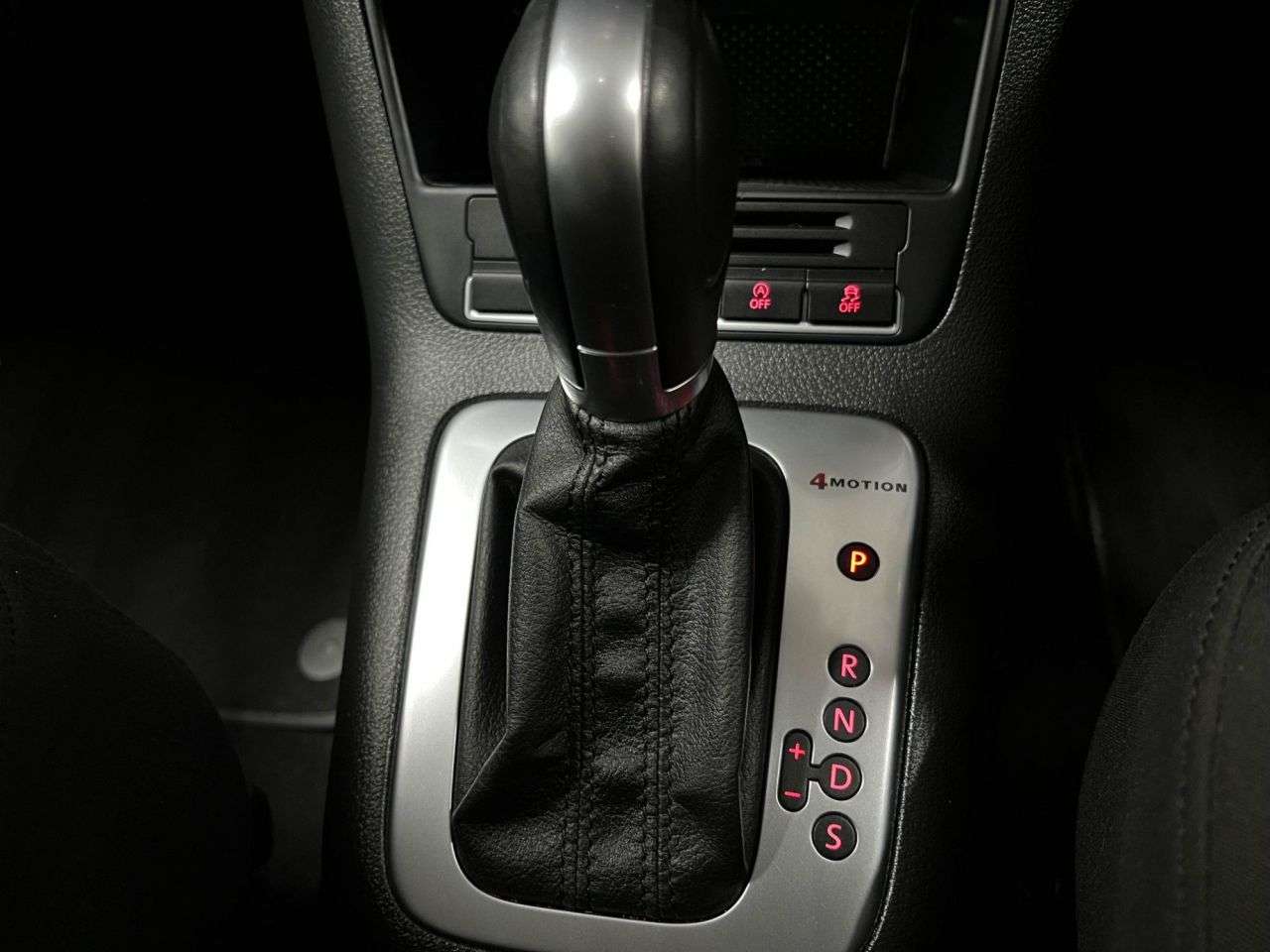 2015 VOLKSWAGEN TIGUAN 2015 VOLKSWAGEN TIGUAN