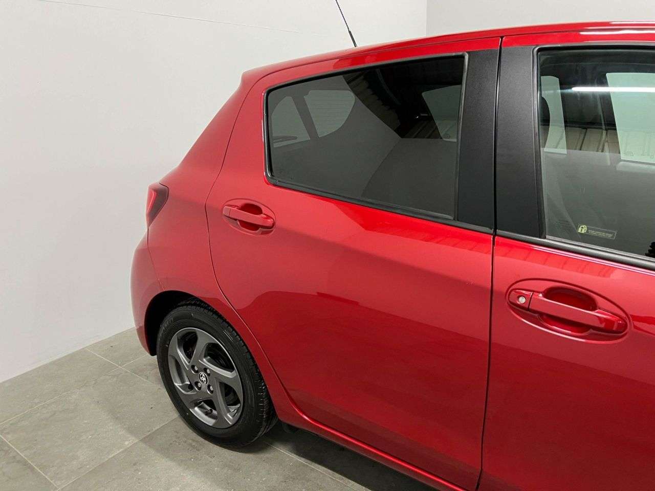 2016 TOYOTA YARIS 2016 TOYOTA YARIS