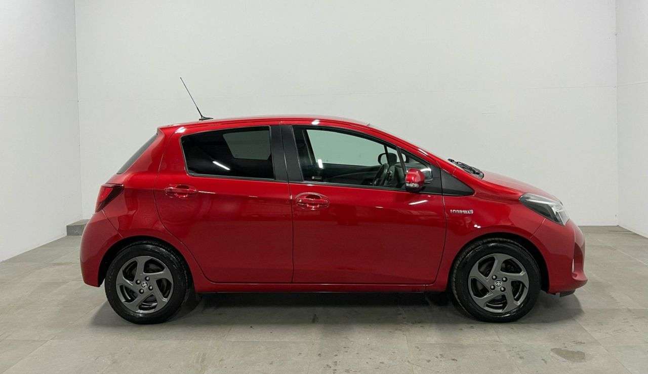 2016 TOYOTA YARIS 2016 TOYOTA YARIS