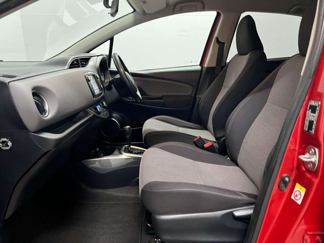 2016 TOYOTA YARIS 2016 TOYOTA YARIS