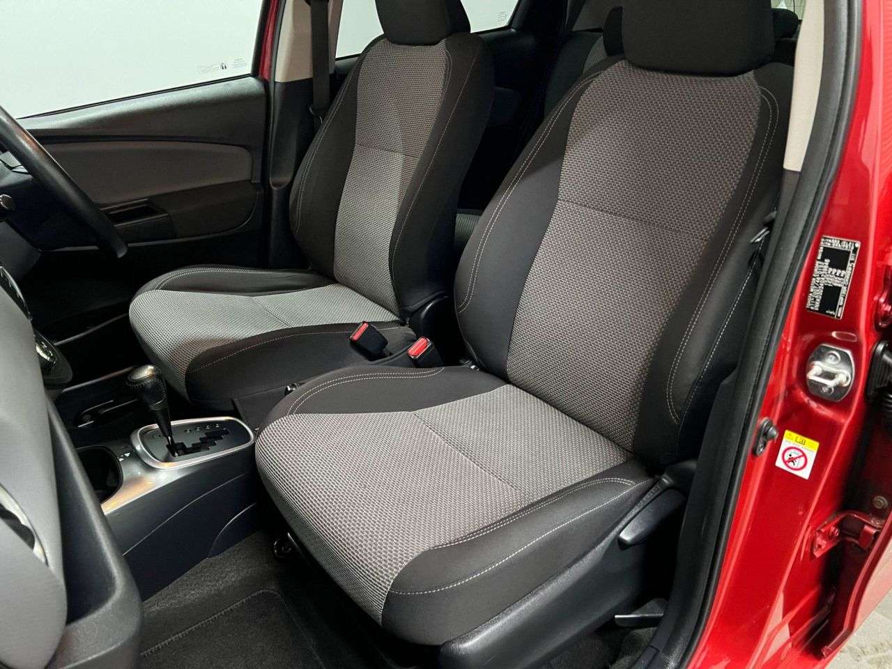2016 TOYOTA YARIS 2016 TOYOTA YARIS