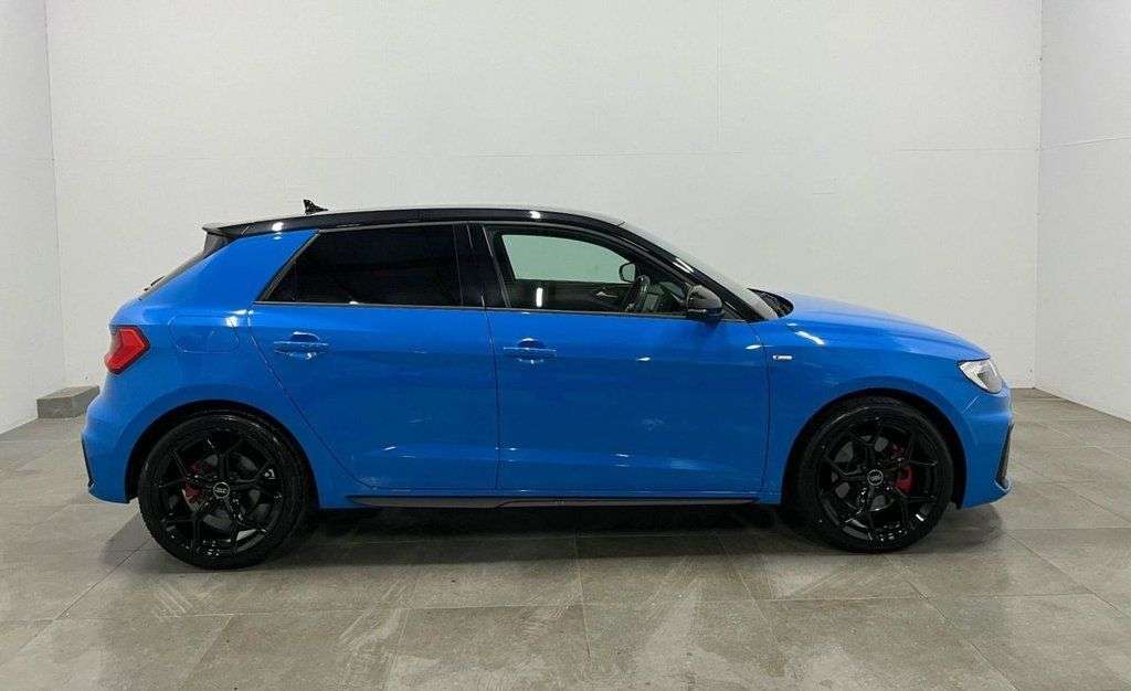 A 2019 AUDI A1 2.0 TFSI 40 S line Competition Sportback 5dr Petrol S Tronic Euro 6 (s/s) ( A 2019 AUDI A1 2.0 TFSI 40 S line Competition Sportback 5dr Petrol S Tronic Euro 6 (s/s) (