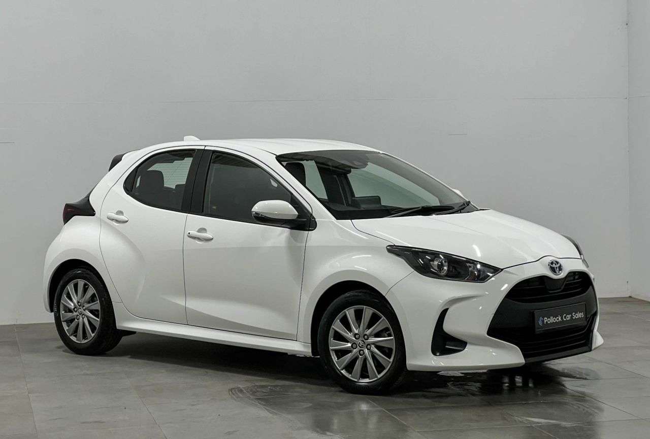 A 2023 TOYOTA YARIS 1.5 VVT-h Icon Hatchback 5dr Petrol Hybrid E-CVT Euro 6 (s/s) (116 ps) Hybr A 2023 TOYOTA YARIS 1.5 VVT-h Icon Hatchback 5dr Petrol Hybrid E-CVT Euro 6 (s/s) (116 ps) Hybr