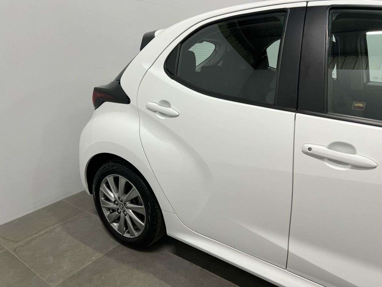 2023 TOYOTA YARIS 2023 TOYOTA YARIS