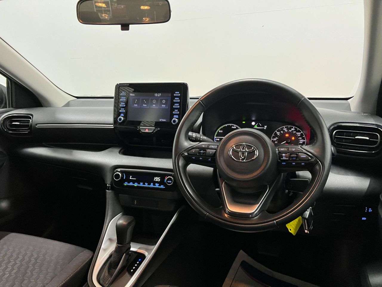 2023 TOYOTA YARIS 2023 TOYOTA YARIS