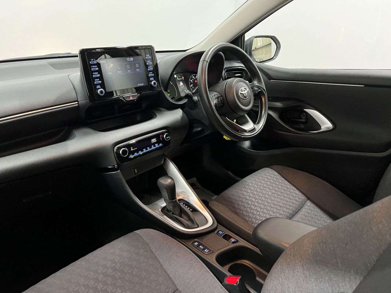 2023 TOYOTA YARIS 2023 TOYOTA YARIS