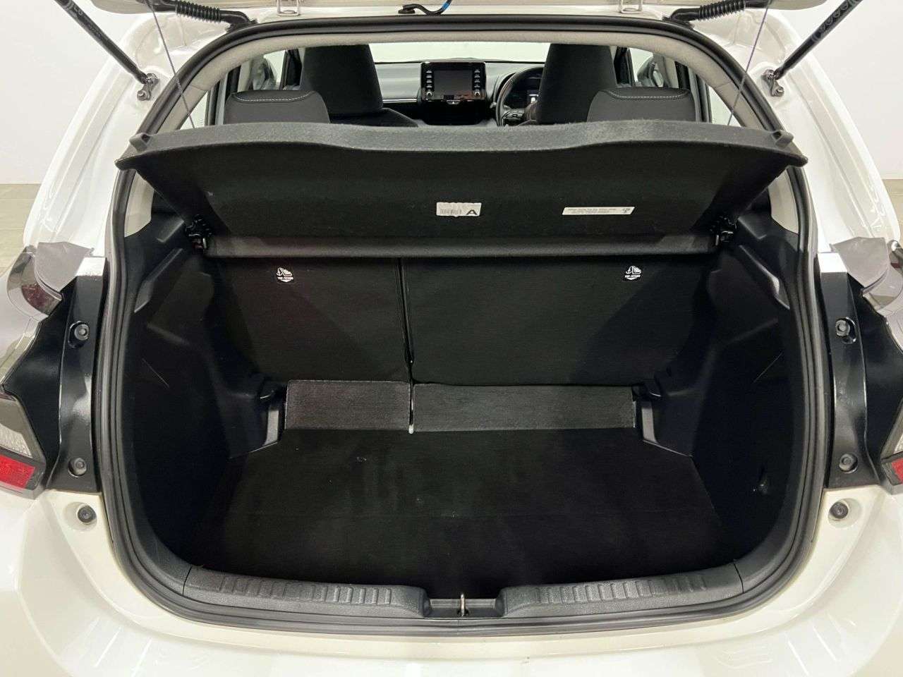 2023 TOYOTA YARIS 2023 TOYOTA YARIS