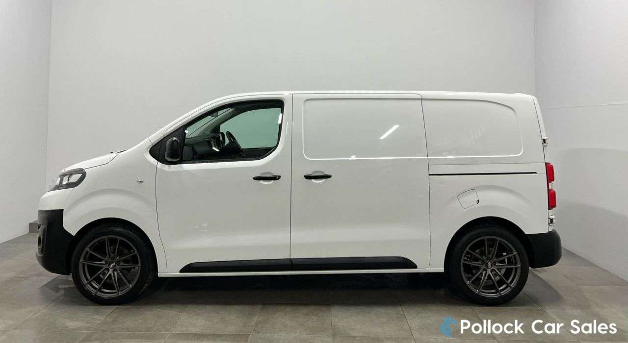 A 2021 CITROEN DISPATCH 1.5 BlueHDi 1000 Enterprise M Panel Van 6dr Diesel Manual FWD 2 Euro 6 (s/s A 2021 CITROEN DISPATCH 1.5 BlueHDi 1000 Enterprise M Panel Van 6dr Diesel Manual FWD 2 Euro 6 (s/s