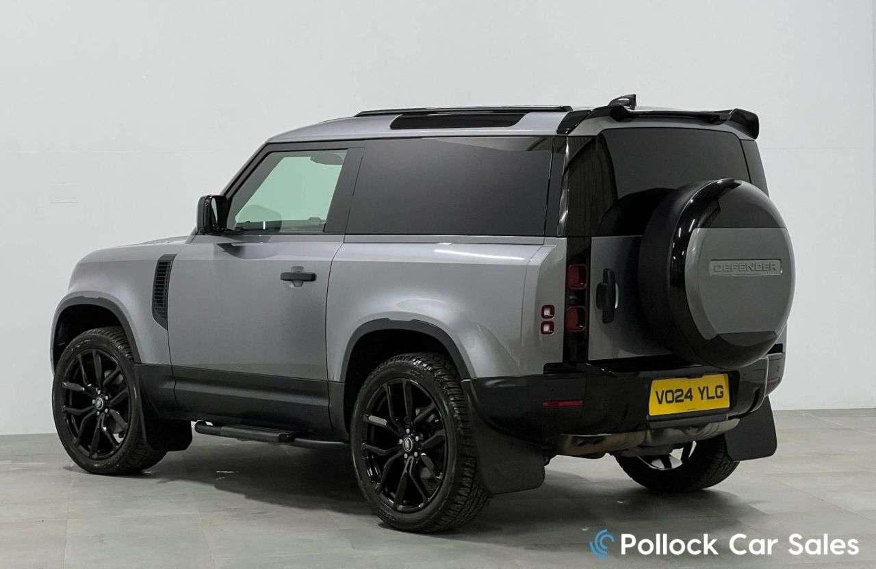 2024 LAND ROVER DEFENDER 90 2024 LAND ROVER DEFENDER 90