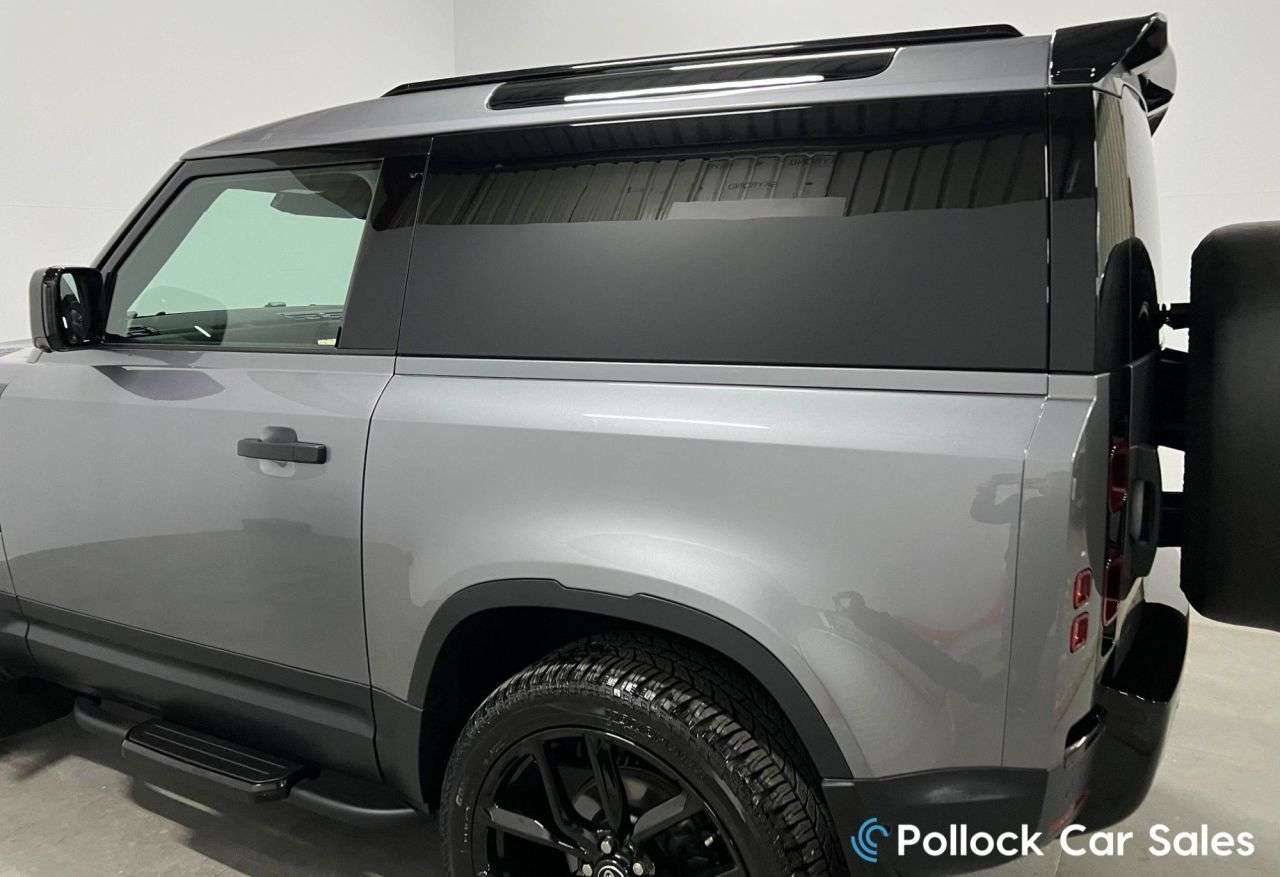 2024 LAND ROVER DEFENDER 90 2024 LAND ROVER DEFENDER 90