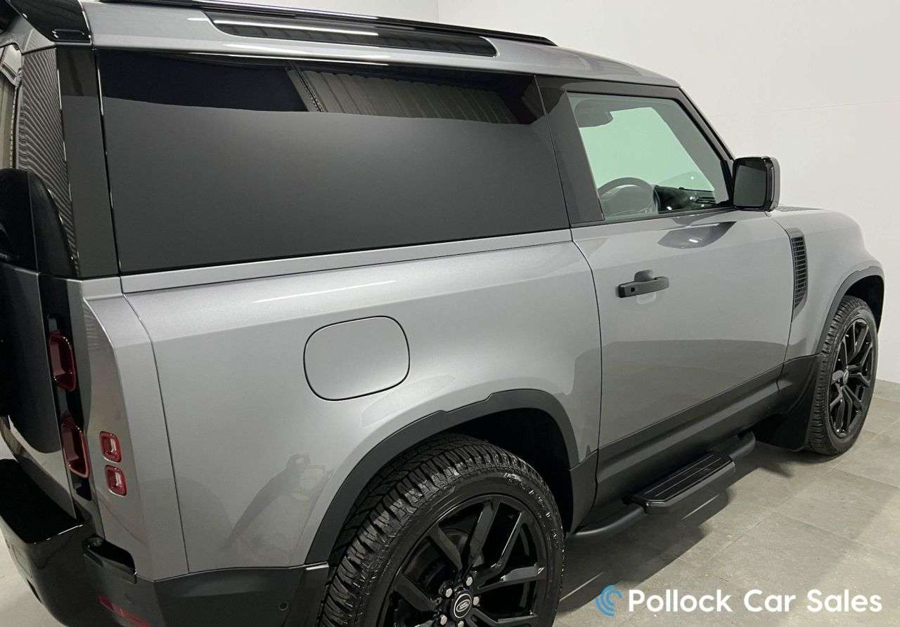 2024 LAND ROVER DEFENDER 90 2024 LAND ROVER DEFENDER 90