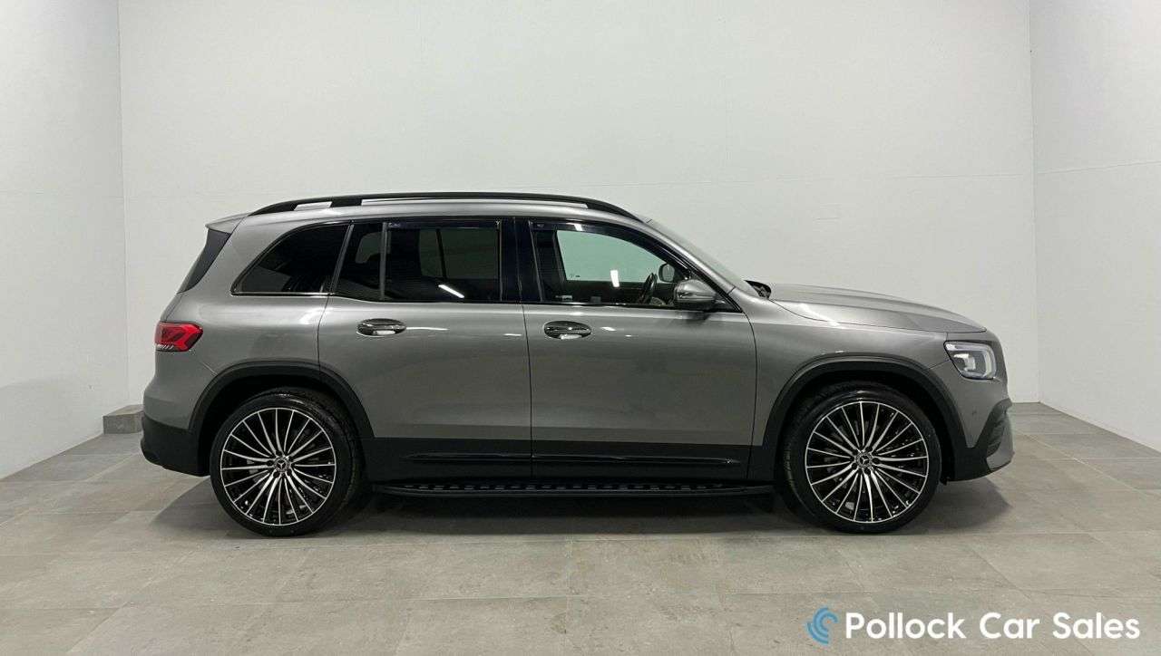 A 2021 MERCEDES-BENZ GLB 2.0 GLB220d AMG Line (Premium) SUV 5dr Diesel 8G-DCT 4MATIC Euro 6 (s/s) (1 A 2021 MERCEDES-BENZ GLB 2.0 GLB220d AMG Line (Premium) SUV 5dr Diesel 8G-DCT 4MATIC Euro 6 (s/s) (1