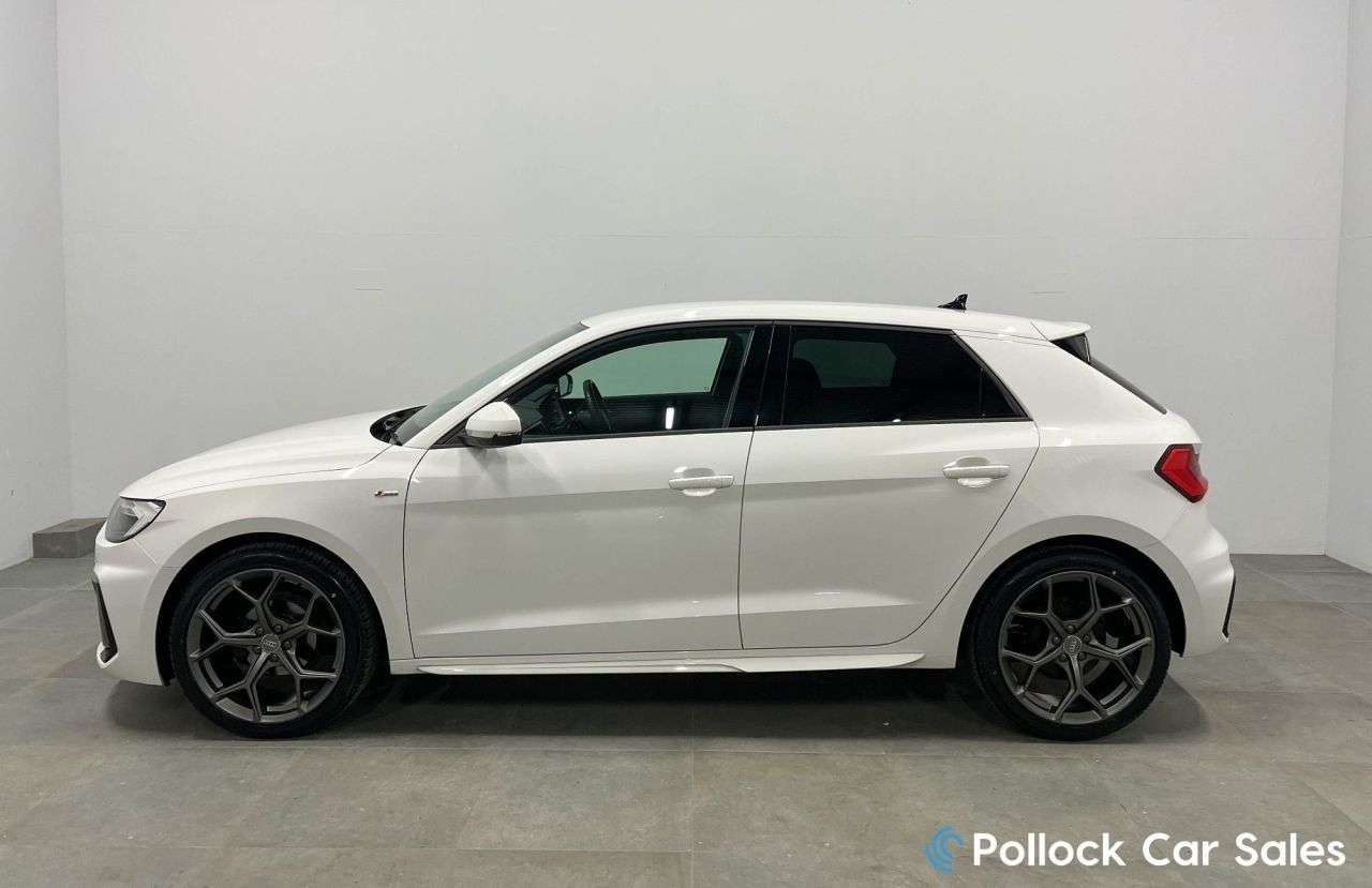 A 2022 AUDI A1 1.0 TFSI 25 S line Sportback 5dr Petrol S Tronic Euro 6 (s/s) (95 ps) A 2022 AUDI A1 1.0 TFSI 25 S line Sportback 5dr Petrol S Tronic Euro 6 (s/s) (95 ps)