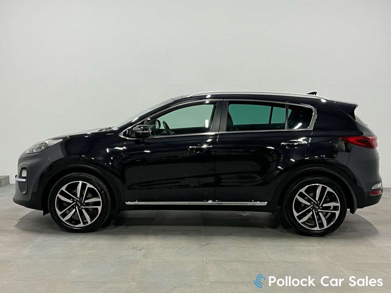 A 2019 KIA SPORTAGE 1.6 CRDi EcoDynamics+ 4 SUV 5dr Diesel Hybrid Manual Euro 6 (s/s) (134 bhp) A 2019 KIA SPORTAGE 1.6 CRDi EcoDynamics+ 4 SUV 5dr Diesel Hybrid Manual Euro 6 (s/s) (134 bhp)