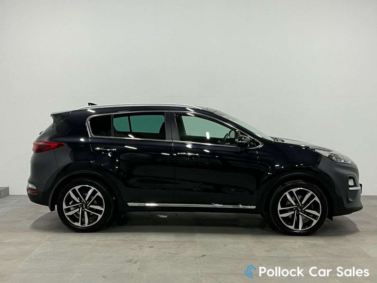 A 2019 KIA SPORTAGE 1.6 CRDi EcoDynamics+ 4 SUV 5dr Diesel Hybrid Manual Euro 6 (s/s) (134 bhp) A 2019 KIA SPORTAGE 1.6 CRDi EcoDynamics+ 4 SUV 5dr Diesel Hybrid Manual Euro 6 (s/s) (134 bhp)