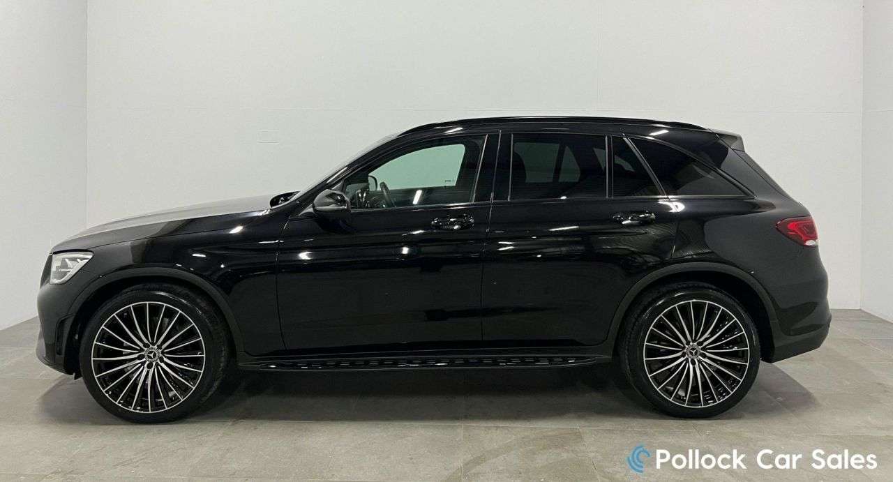 A 2019 MERCEDES-BENZ GLC 2.0 GLC220d AMG Line SUV 5dr Diesel G-Tronic+ 4MATIC Euro 6 (s/s) (194 ps) A 2019 MERCEDES-BENZ GLC 2.0 GLC220d AMG Line SUV 5dr Diesel G-Tronic+ 4MATIC Euro 6 (s/s) (194 ps)