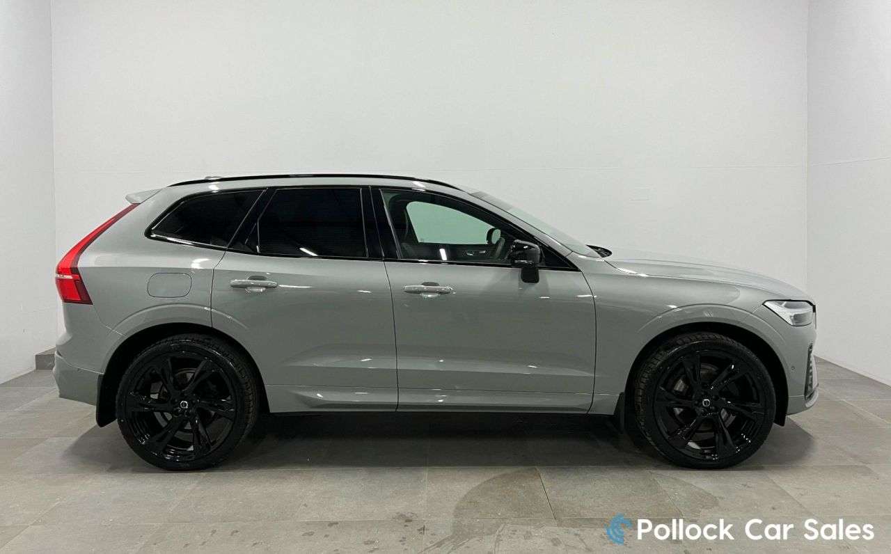 A 2025 VOLVO XC60 2.0 B5 MHEV Plus SUV 5dr Petrol Hybrid Auto AWD Euro 6 (s/s) (250 ps) 22" 3 A 2025 VOLVO XC60 2.0 B5 MHEV Plus SUV 5dr Petrol Hybrid Auto AWD Euro 6 (s/s) (250 ps) 22" 3