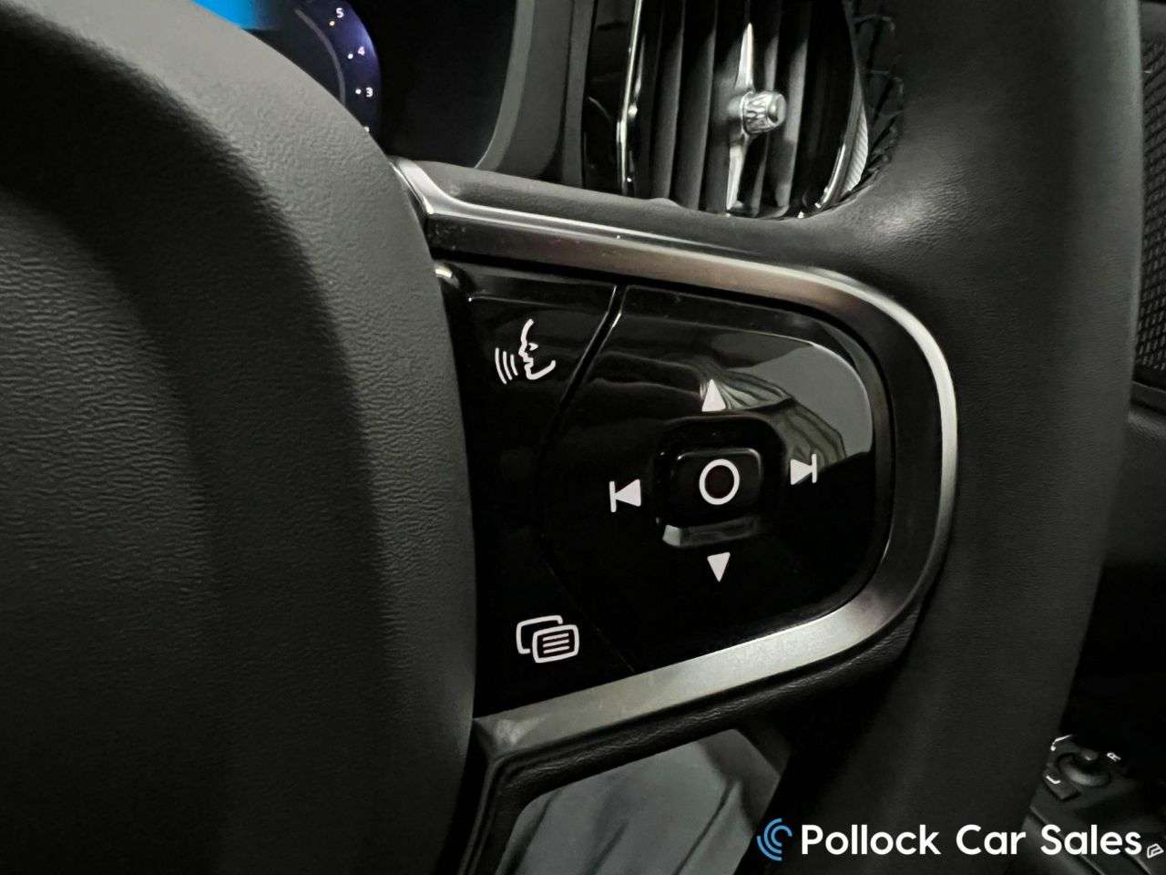 2023 VOLVO XC60 2023 VOLVO XC60