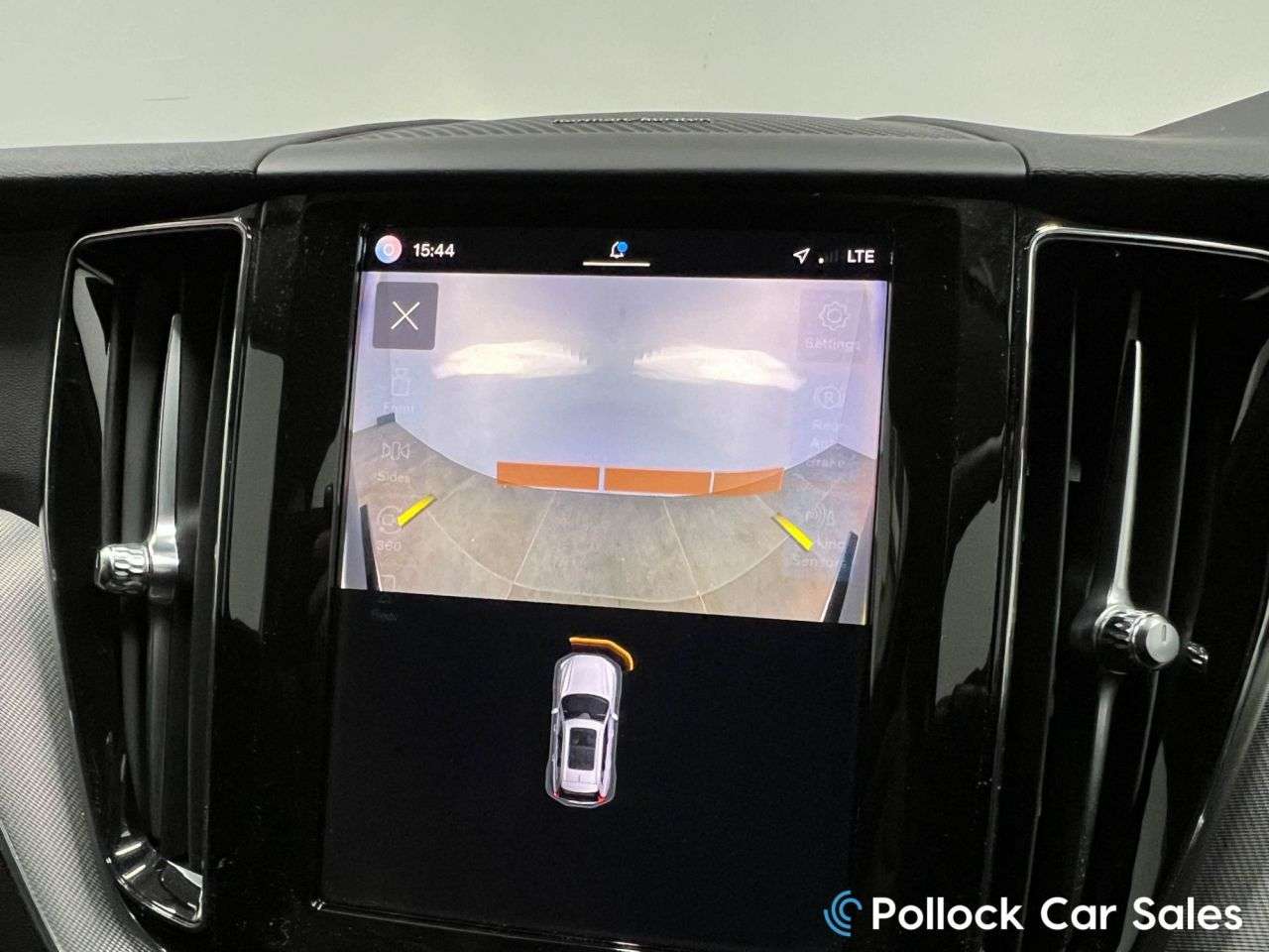 2023 VOLVO XC60 2023 VOLVO XC60