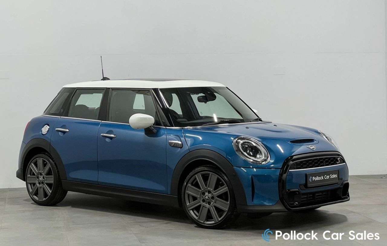 A 2023 MINI HATCH 2.0 Cooper S Exclusive Hatchback 5dr Petrol Steptronic Euro 6 (s/s) (178 ps A 2023 MINI HATCH 2.0 Cooper S Exclusive Hatchback 5dr Petrol Steptronic Euro 6 (s/s) (178 ps