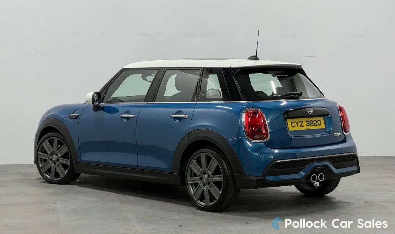 A 2023 MINI HATCH 2.0 Cooper S Exclusive Hatchback 5dr Petrol Steptronic Euro 6 (s/s) (178 ps A 2023 MINI HATCH 2.0 Cooper S Exclusive Hatchback 5dr Petrol Steptronic Euro 6 (s/s) (178 ps