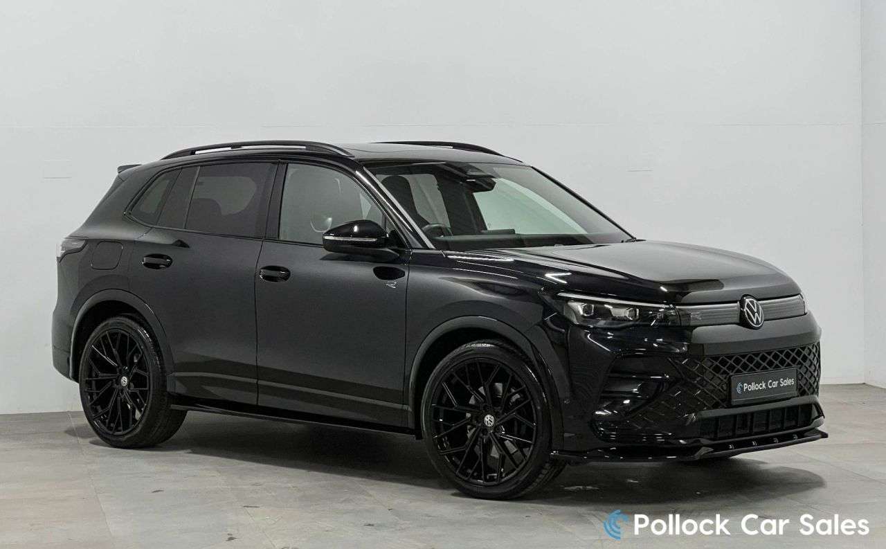 A 2024 VOLKSWAGEN TIGUAN 2.0 TDI R-Line SUV 5dr Diesel DSG Euro 6 (s/s) (150 ps) 21",Panoramic Glass A 2024 VOLKSWAGEN TIGUAN 2.0 TDI R-Line SUV 5dr Diesel DSG Euro 6 (s/s) (150 ps) 21",Panoramic Glass