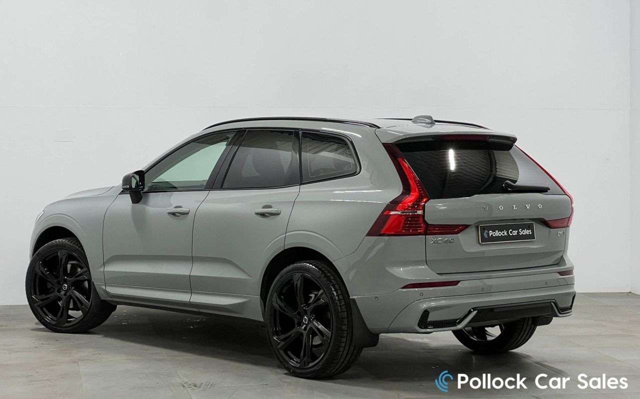 A 2025 VOLVO XC60 2.0 B5 MHEV Plus SUV 5dr Petrol Hybrid Auto AWD Euro 6 (s/s) (250 ps) 22",3 A 2025 VOLVO XC60 2.0 B5 MHEV Plus SUV 5dr Petrol Hybrid Auto AWD Euro 6 (s/s) (250 ps) 22",3