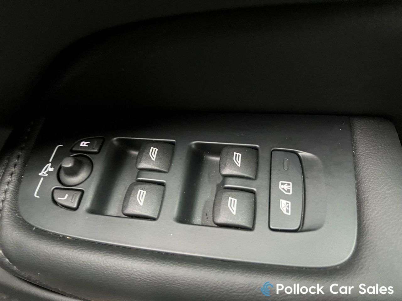 2025 VOLVO XC60 2025 VOLVO XC60
