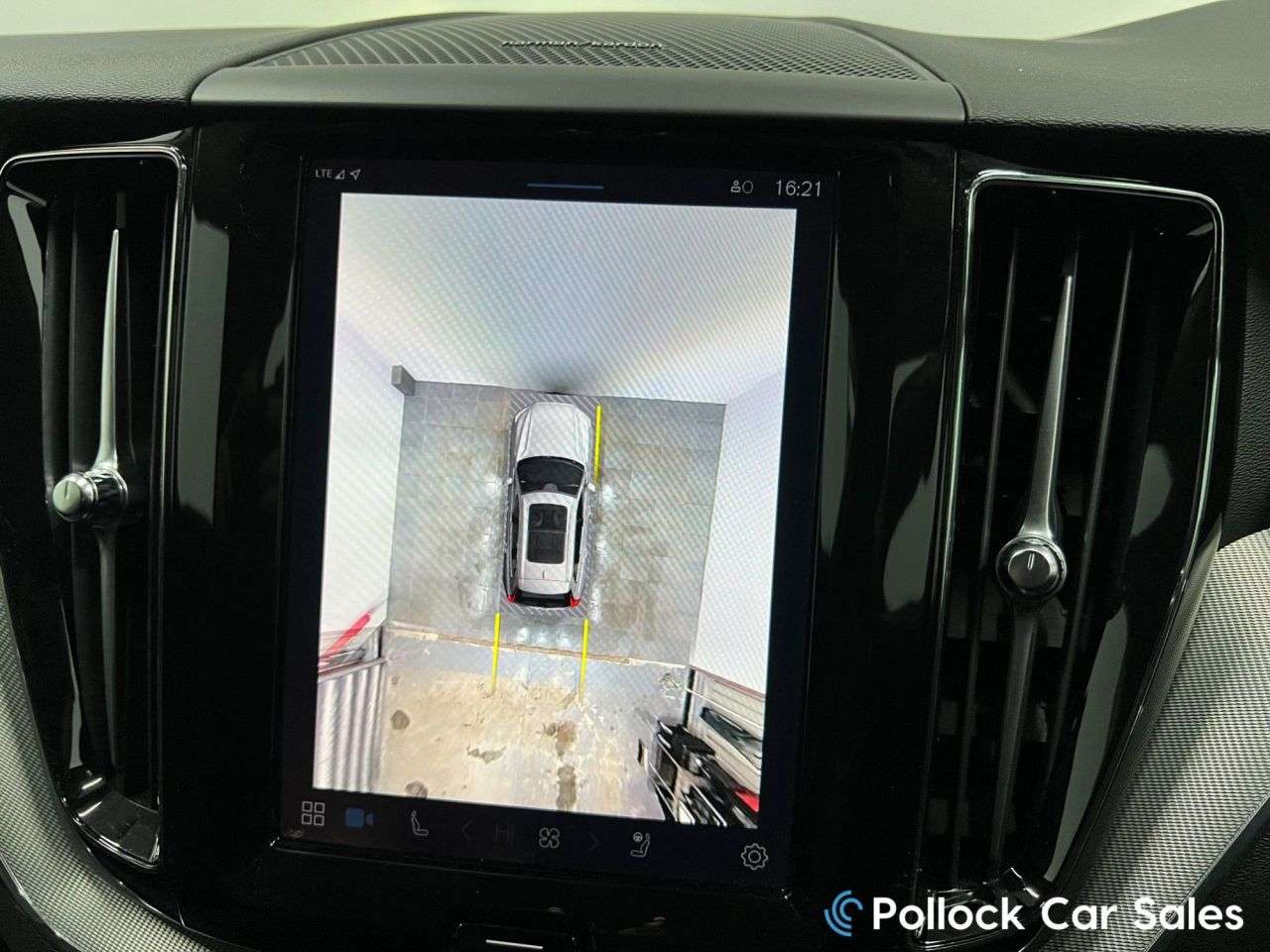 2025 VOLVO XC60 2025 VOLVO XC60