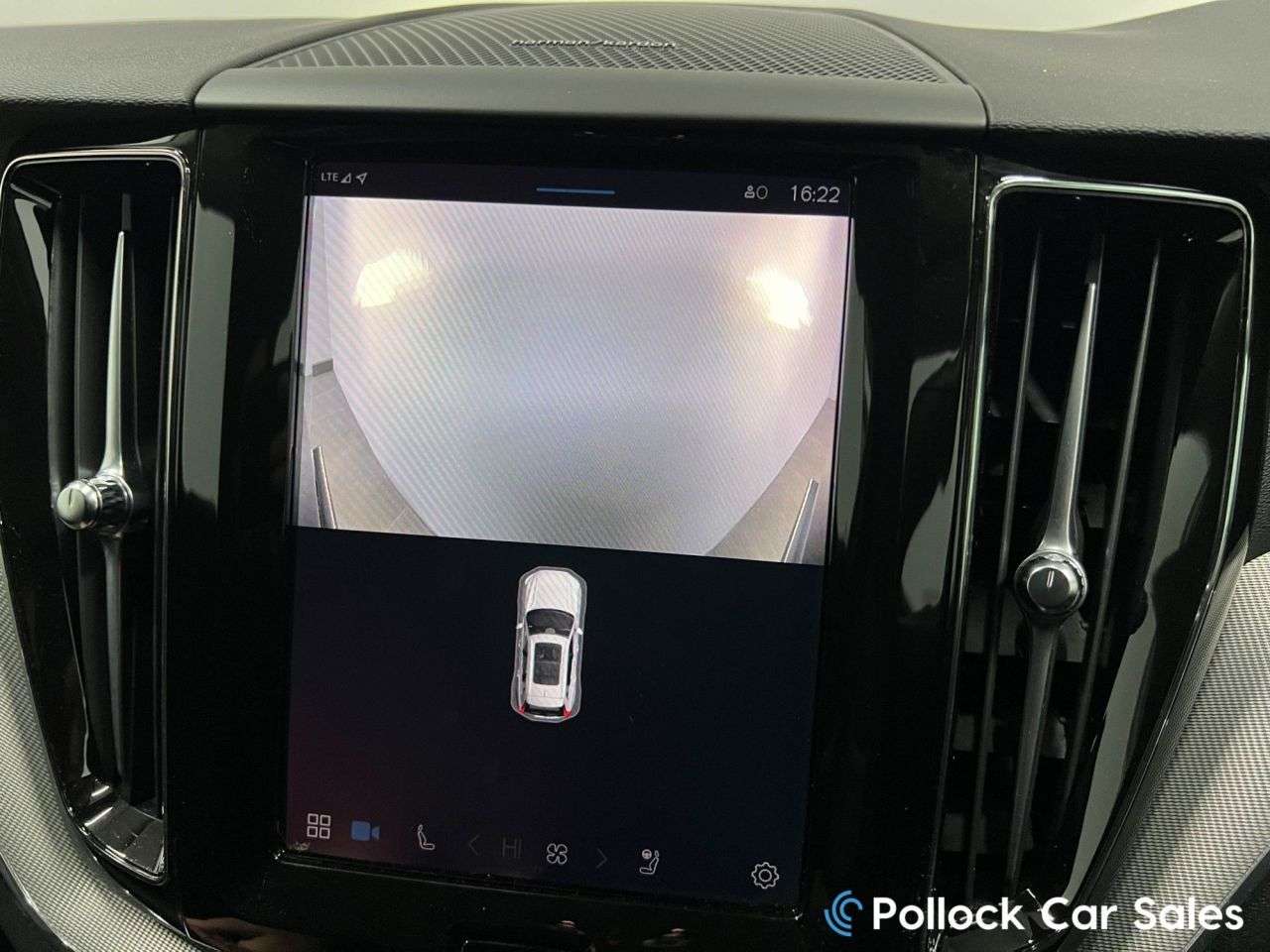 2025 VOLVO XC60 2025 VOLVO XC60